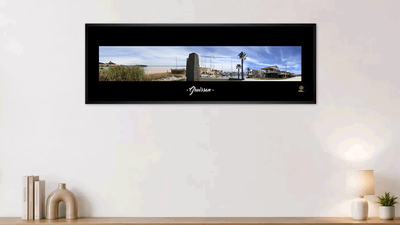 Panoramique de Gruissan Les 4 lieux : La tour Barberousse, les salins, le port et les chalets